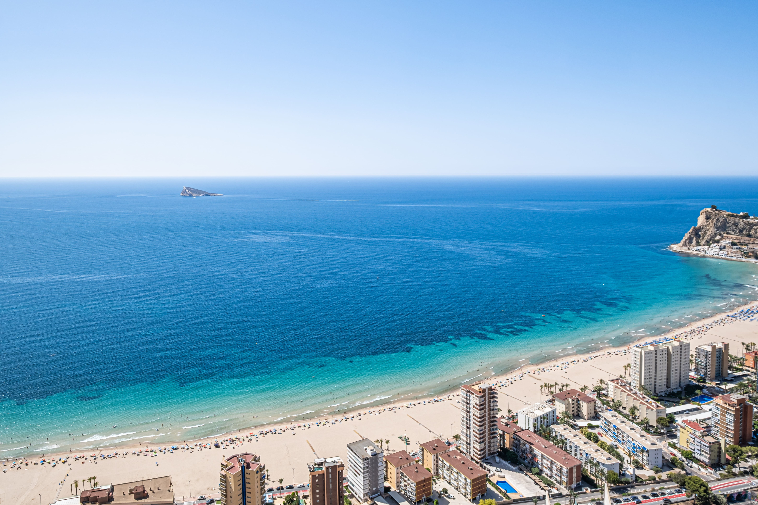 Intempo 41D – 017 Vive en el rascacielos más emblemático del Mediterráneo con CO-ONE