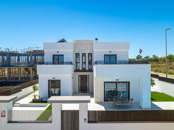 Casa Valencia, obra nueva en Orihuela, Alicante