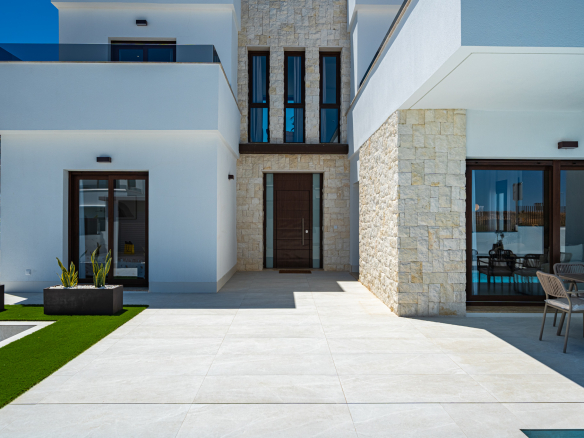 Casa Valencia, obra nueva en Orihuela, Alicante