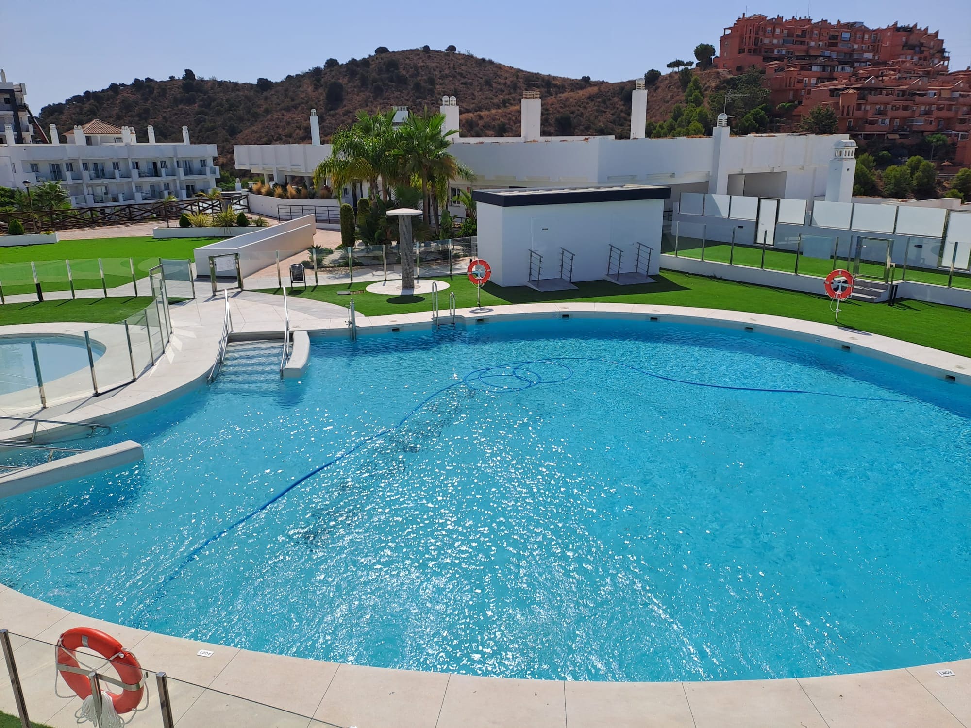 Vistas primera planta piscina Leiligheter med havutsikt i Rincón de la Victoria