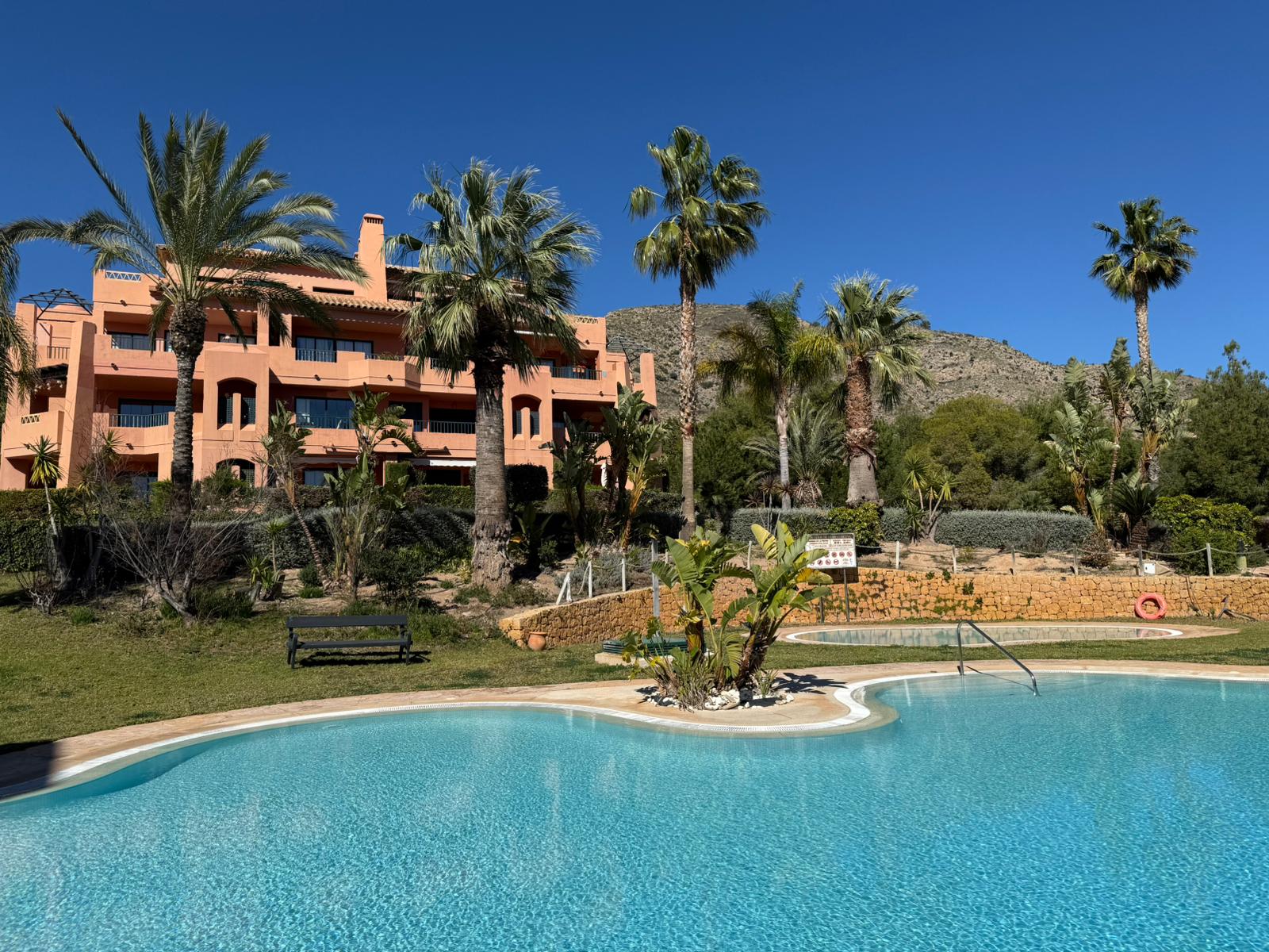 Apartamento en Sierra Cortina Resort, Los Altos 11.2. Alicante